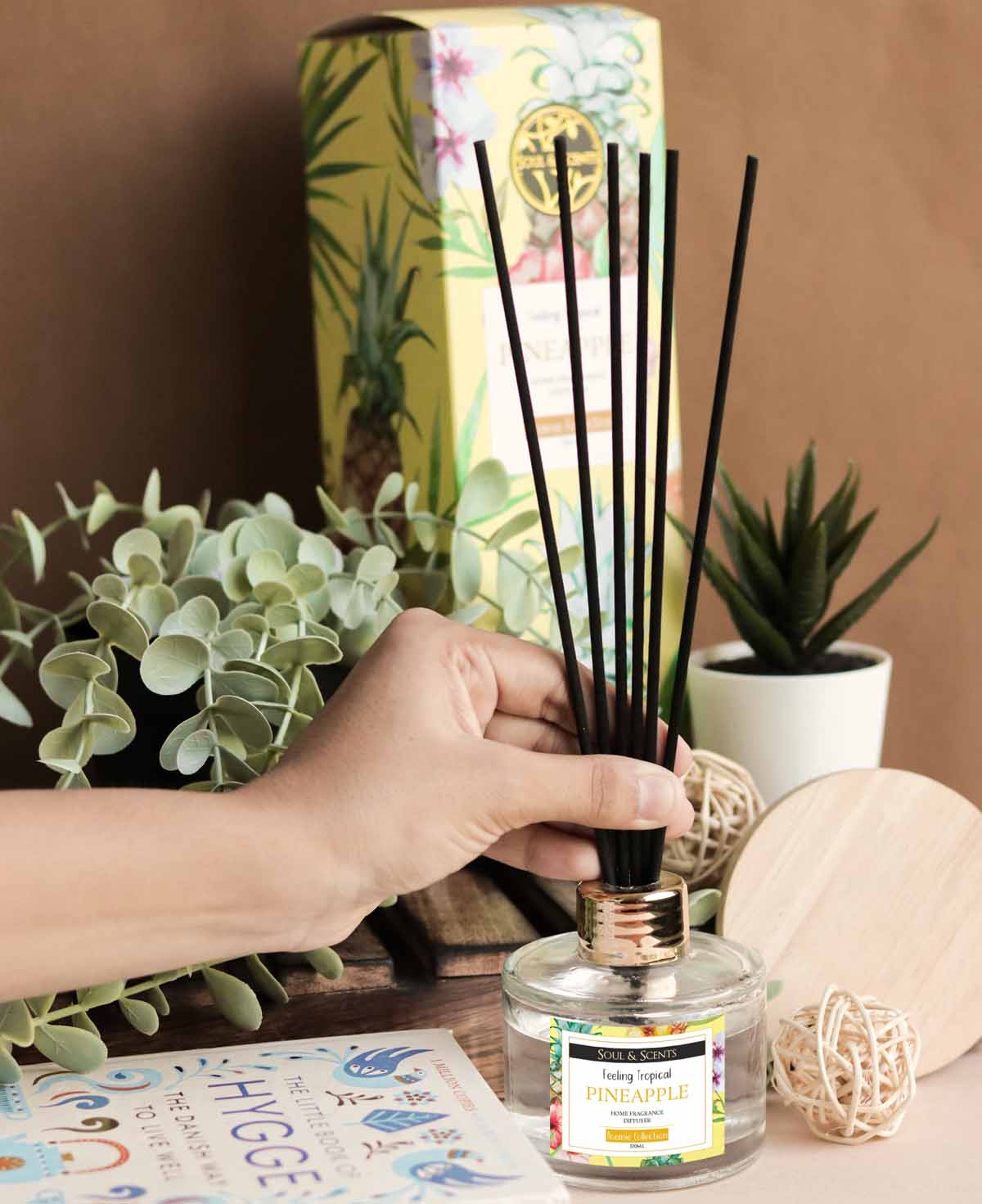 Pineapple Reusable Essential Oil Diffusers - DELAKIT